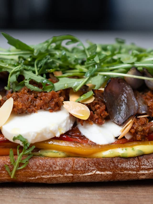 Roasted Veggie Sandwich – With homemade Mayo