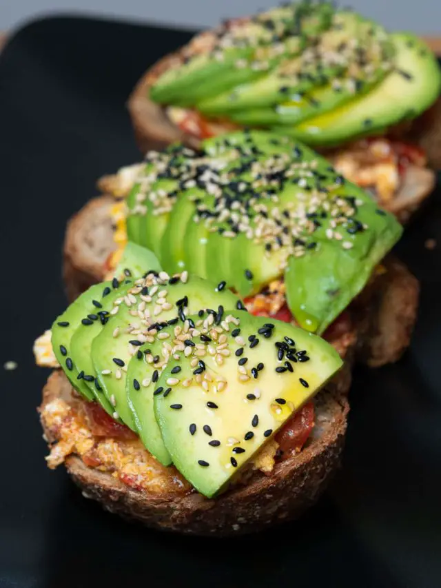 Egg Avocado Toast – Healthy Breakfast Recipes